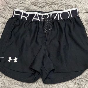 YOUTH UNDER ARMOUR ATHLETIC SHORTS